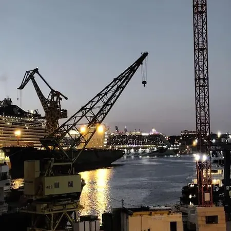 Crew 2 Savynomad Harbour Residences Wow Views