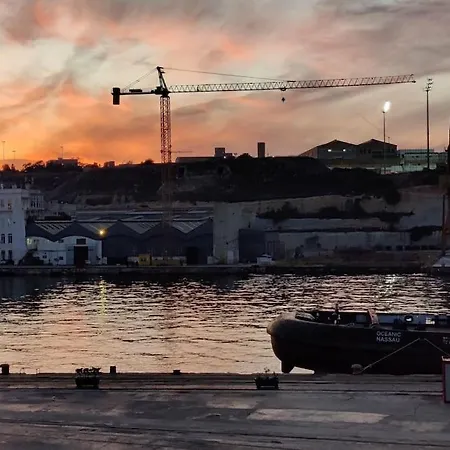 Crew 2 Savynomad Harbour Residences Wow Views Cospicua