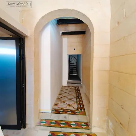 Crew 2 Savynomad Harbour Residences Wow Views