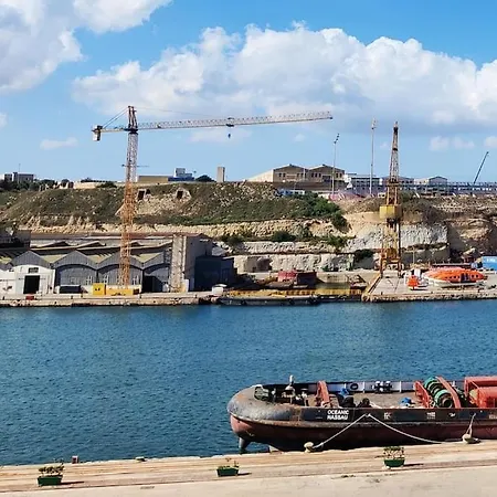 Crew 2 Savynomad Harbour Residences Wow Views Apartman *