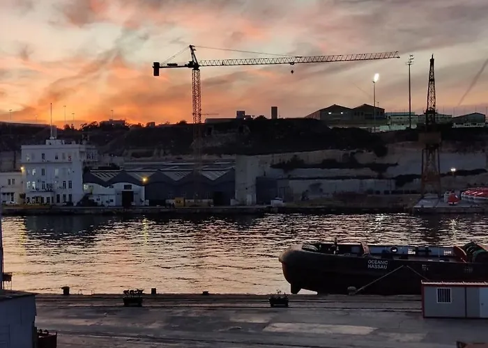 Crew 2 Savynomad Harbour Residences Wow Views Cospicua